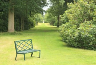 Outdoor space and dementia: A systematic review